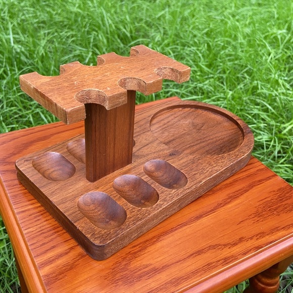 Vintage Wooden 💨 Carved Tabletop Holder Stand Collectible Home Accent Decor - Picture 1 of 9